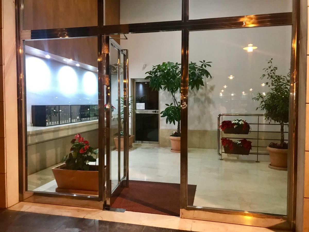 Paseo Maritimo Antonio Banderas Appartement *